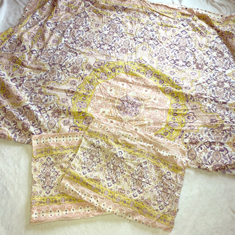 💜SOLD💜 Urban Outfitters King Duvet Set